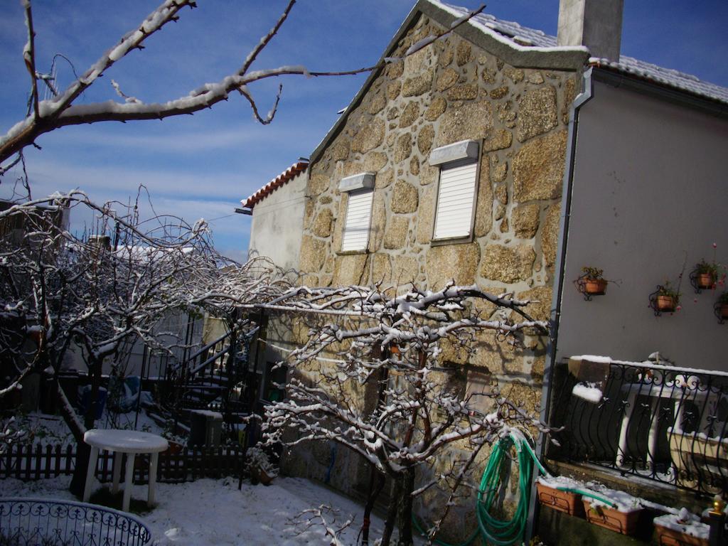 דירות סייה Casa Na Montanha Da Neve מראה חיצוני תמונה